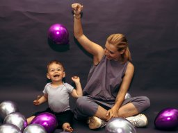 Model Chiara Buchner mit Sohn Maxi